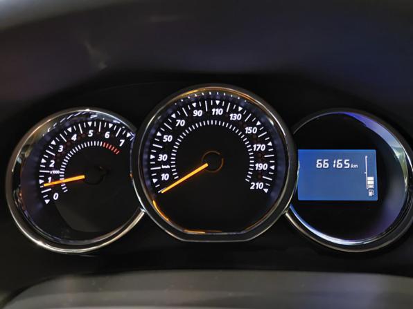 Renault Sandero II с пробегом 2016 года, цена 914 000 рублей, 66161 км, хэтчбек, Автокод Объявления