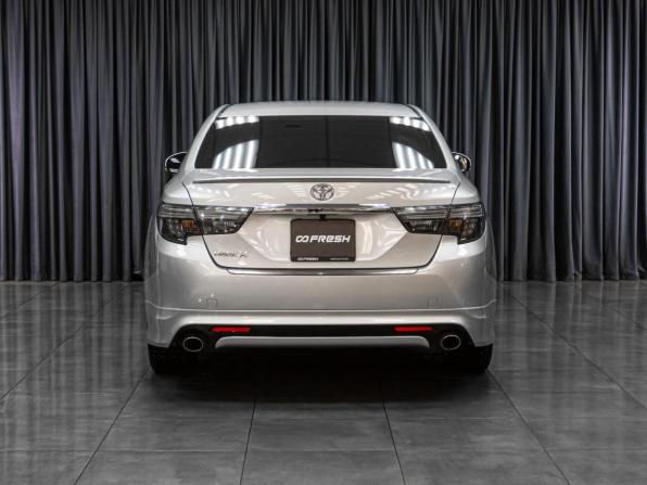 Toyota Mark X II Рестайлинг 2 с пробегом 2017 года, цена 2 675 000 рублей, 140297 км, седан, Автокод Объявления