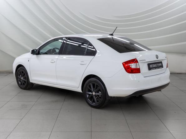 Skoda Rapid I с пробегом 2016 года, цена 998 000 рублей, 148041 км, лифтбек, Автокод Объявления