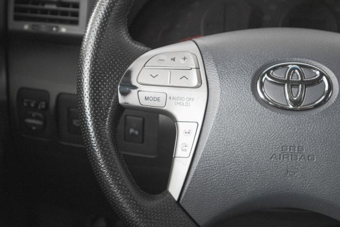 Toyota Camry VI (XV40) Рестайлинг с пробегом 2011 года, цена 999 000 рублей, 270378 км, седан, Автокод Объявления
