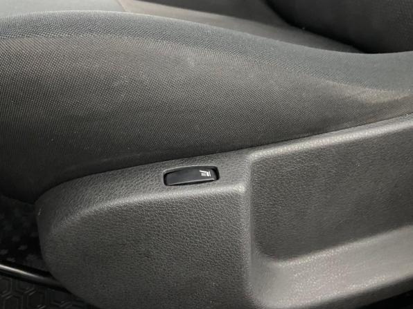 Renault Logan II Рестайлинг с пробегом 2019 года, цена 945 000 рублей, 142753 км, седан, Автокод Объявления