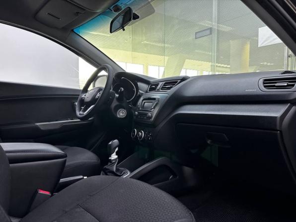 Kia Rio III с пробегом 2015 года, цена 909 000 рублей, 99046 км, седан, Автокод Объявления