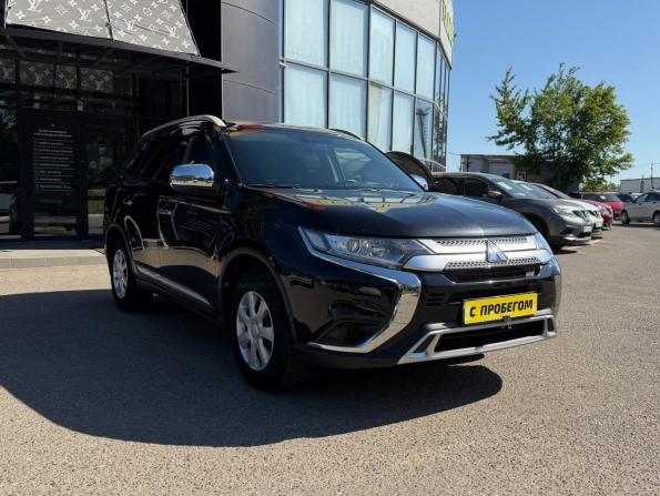 Mitsubishi Outlander III Рестайлинг 3 с пробегом 2020 года, цена 2 280 000 рублей, 56000 км, внедорожник, Автокод Объявления