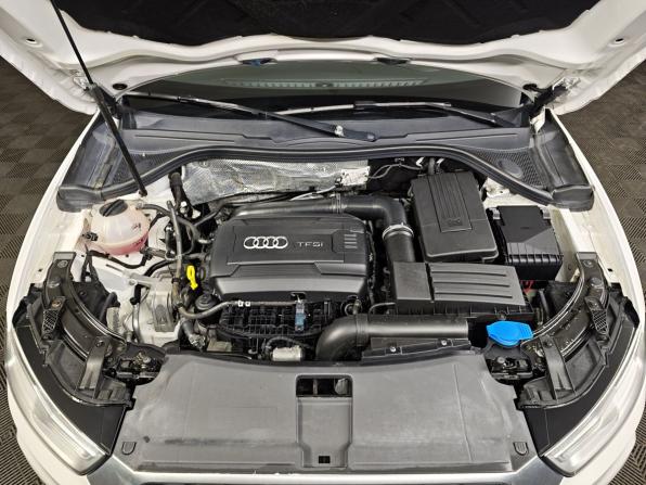 Audi Q3 I (8U) Рестайлинг с пробегом 2015 года, цена 1 791 000 рублей, 102033 км, внедорожник, Автокод Объявления