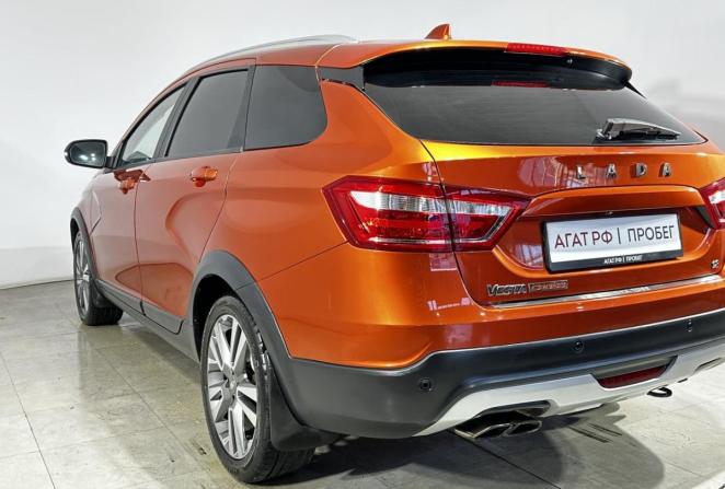 Lada (ВАЗ) Vesta I с пробегом 2018 года, цена 1 000 000 рублей, 69530 км, универсал, Автокод Объявления