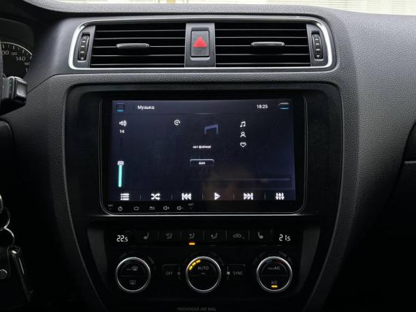 Volkswagen Jetta VI с пробегом 2013 года, цена 849 000 рублей, 261842 км, седан, Автокод Объявления