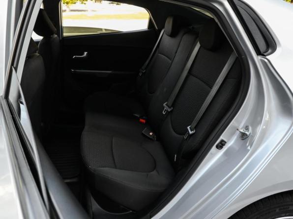 Kia Rio III Рестайлинг с пробегом 2015 года, цена 1 049 000 рублей, 113439 км, седан, Автокод Объявления