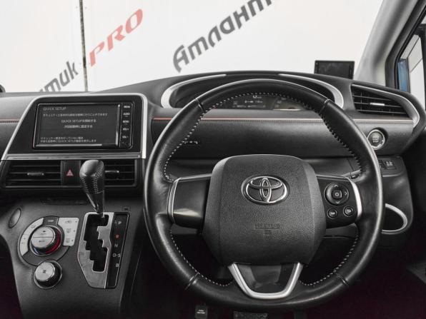 Toyota Sienta II Рестайлинг с пробегом 2019 года, цена 1 580 000 рублей, 68527 км, минивэн, Автокод Объявления