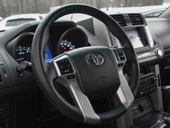 Toyota Land Cruiser Prado 150 Series с пробегом 2012 года, цена 3 369 000 рублей, 167362 км, внедорожник, Автокод Объявления
