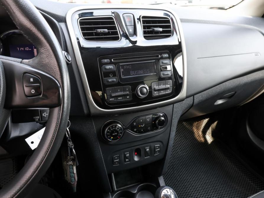 Renault Sandero II Москва  - изображение 19