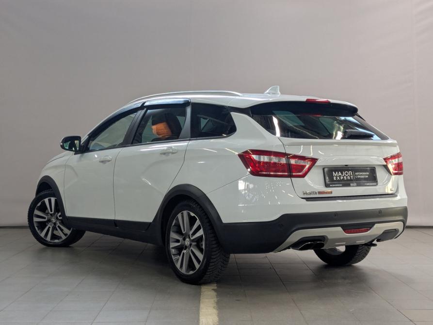 Lada (ВАЗ) Vesta I Москва  - изображение 3