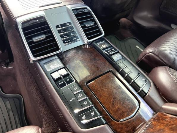 Porsche Panamera I Рестайлинг с пробегом 2013 года, цена 3 070 000 рублей, 132606 км, лифтбек, Автокод Объявления