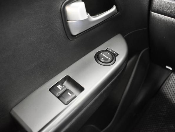 Kia Rio III Рестайлинг с пробегом 2016 года, цена 849 900 рублей, 192141 км, хэтчбек, Автокод Объявления