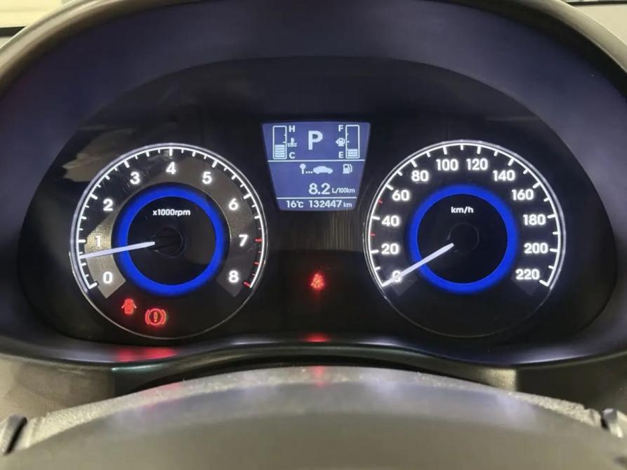 Hyundai Solaris I Рестайлинг Пермь  - изображение 14