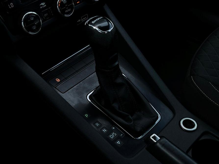 Skoda Octavia III (A7) Рестайлинг Санкт-Петербург  - изображение 14
