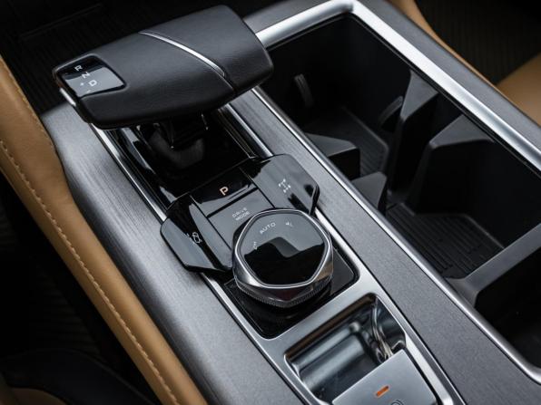 Changan Hunter Plus с пробегом 2024 года, цена 2 867 000 рублей, 50300 км, offers.body_type.unknown, Автокод Объявления