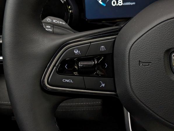 Geely Monjaro I с пробегом 2025 года, цена 4 100 000 рублей, 6013 км, внедорожник, Автокод Объявления