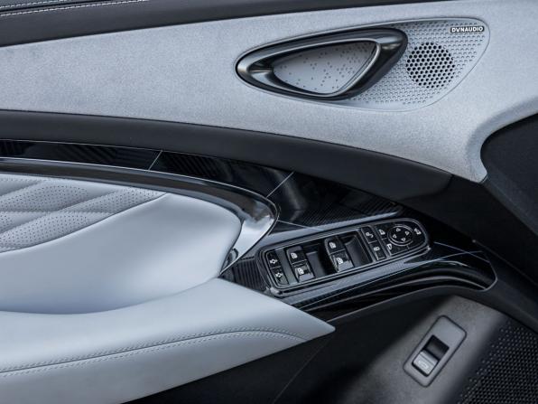 BYD Seal с пробегом 2023 года, цена 4 990 000 рублей, 171 км, седан, Автокод Объявления