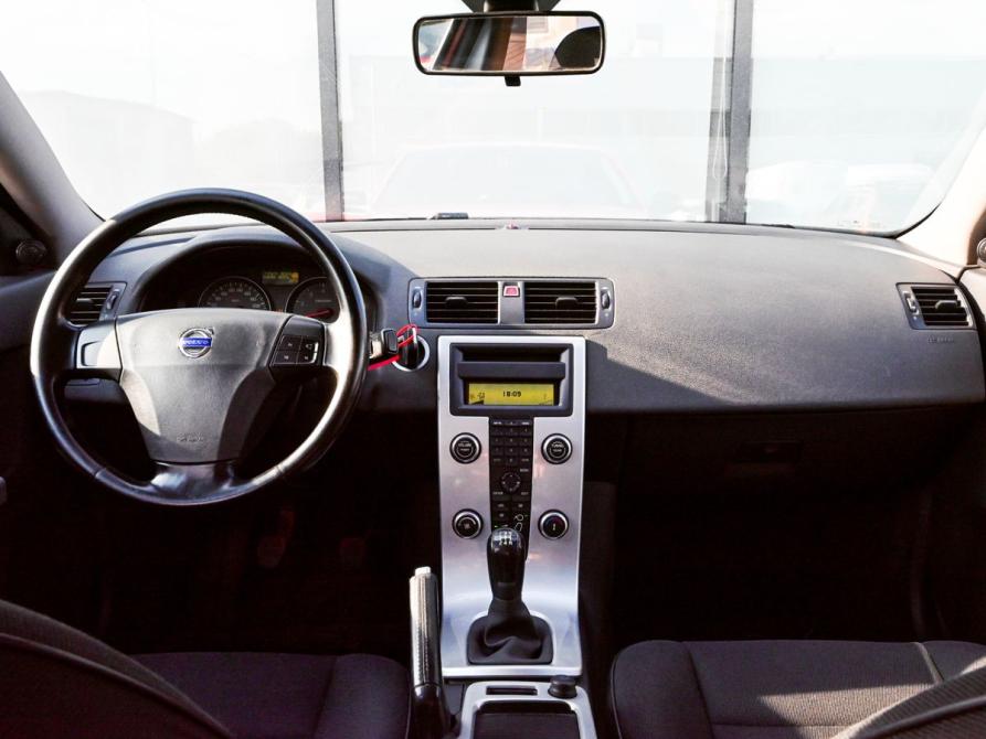 Volvo S40 II Рестайлинг Екатеринбург  - изображение 18
