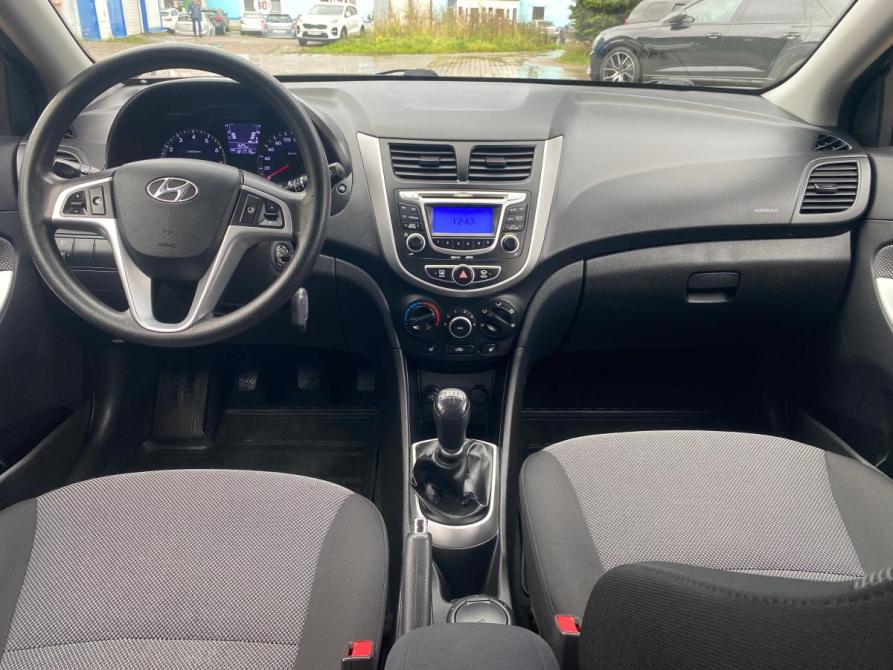 Hyundai Solaris I Великий Новгород  - изображение 15