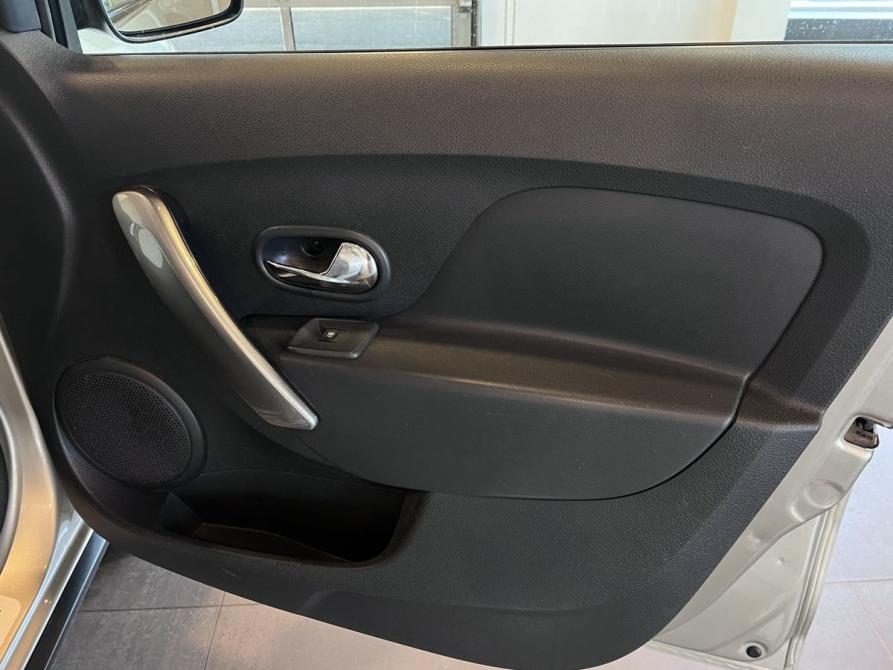 Renault Sandero II Чебоксары  - изображение 27
