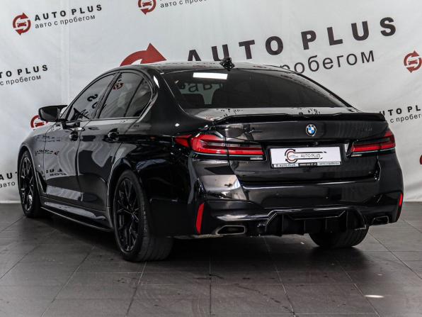 BMW 5 серии VII (G30/G31/G38) Рестайлинг с пробегом 2021 года, цена 4 999 000 рублей, 43250 км, седан, Автокод Объявления