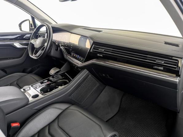Volkswagen Touareg III с пробегом 2021 года, цена 7 250 000 рублей, 49441 км, внедорожник, Автокод Объявления