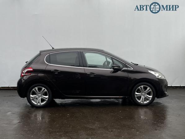 Peugeot 208 I с пробегом 2013 года, цена 800 000 рублей, 64966 км, хэтчбек, Автокод Объявления