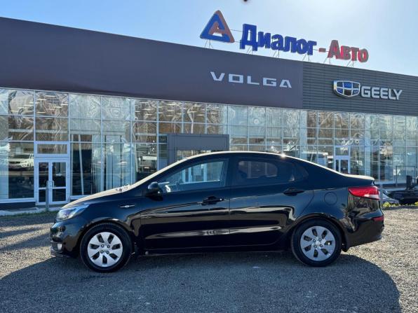 Kia Rio III Рестайлинг с пробегом 2017 года, цена 907 000 рублей, 231088 км, седан, Автокод Объявления