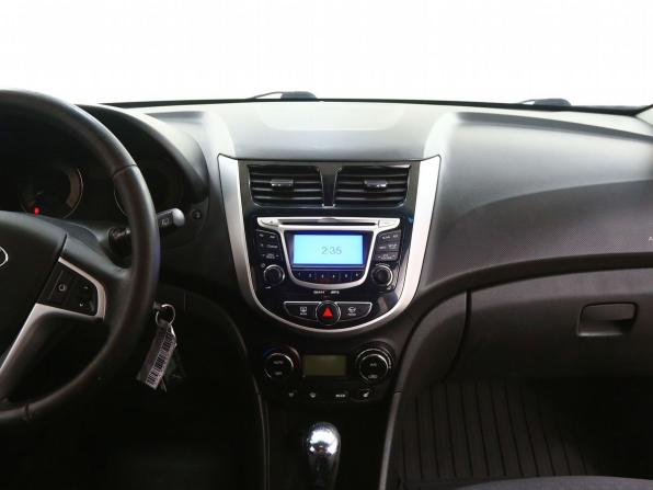 Hyundai Solaris I с пробегом 2012 года, цена 756 000 рублей, 138000 км, хэтчбек, Автокод Объявления