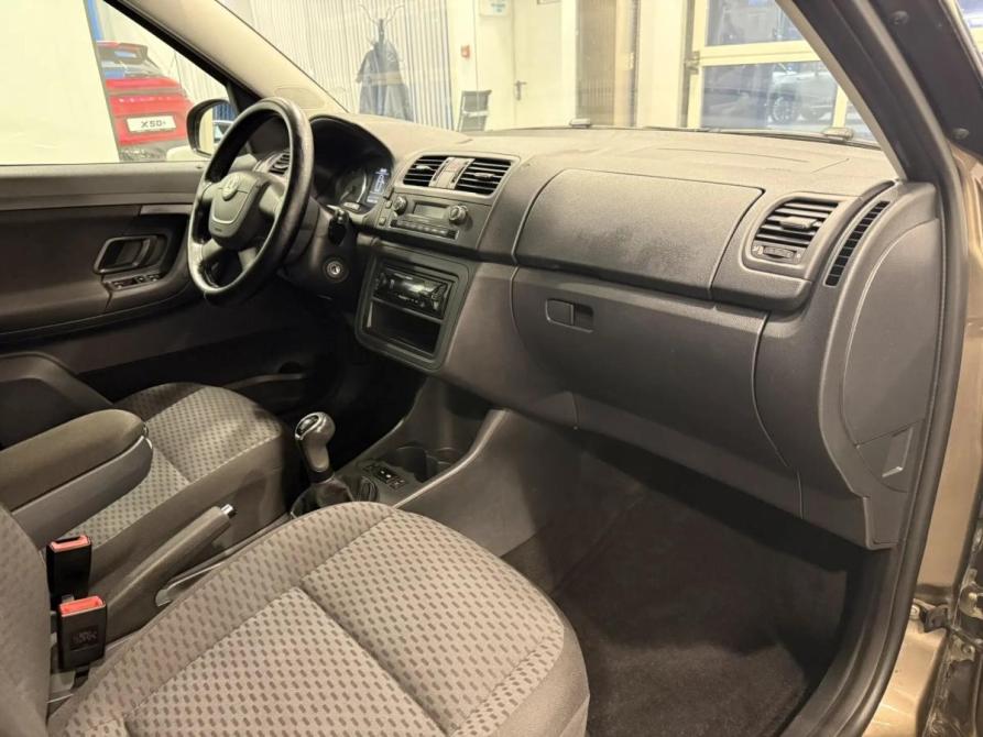 Skoda Roomster I Рестайлинг Подольск  - изображение 8