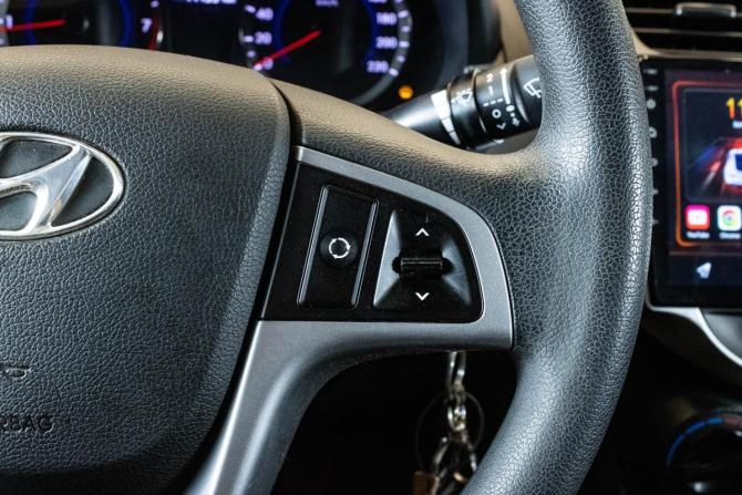 Hyundai Solaris I Рестайлинг с пробегом 2016 года, цена 1 039 000 рублей, 147337 км, седан, Автокод Объявления
