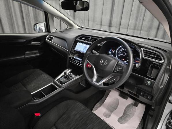 Honda Shuttle II Рестайлинг с пробегом 2019 года, цена 1 375 000 рублей, 105000 км, универсал, Автокод Объявления