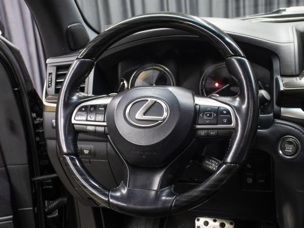 Lexus LX III Рестайлинг 2 с пробегом 2020 года, цена 11 398 000 рублей, 87554 км, внедорожник, Автокод Объявления