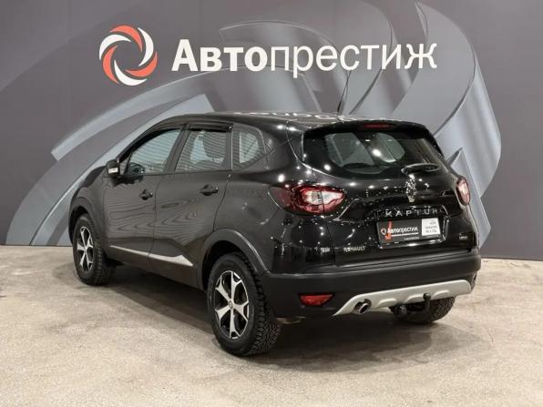 Renault Kaptur I с пробегом 2019 года, цена 1 795 000 рублей, 51510 км, внедорожник, Автокод Объявления