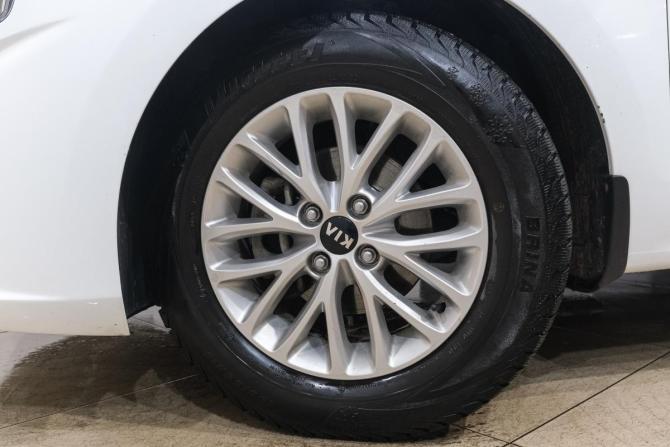 Kia Rio IV Рестайлинг с пробегом 2020 года, цена 1 499 000 рублей, 140000 км, седан, Автокод Объявления