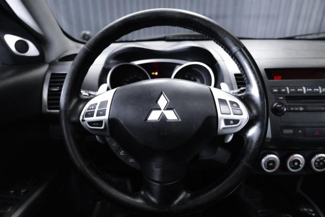 Mitsubishi Outlander II с пробегом 2008 года, цена 999 000 рублей, 258031 км, внедорожник, Автокод Объявления