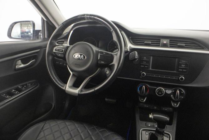 Kia Rio IV Рестайлинг с пробегом 2021 года, цена 999 000 рублей, 82484 км, седан, Автокод Объявления