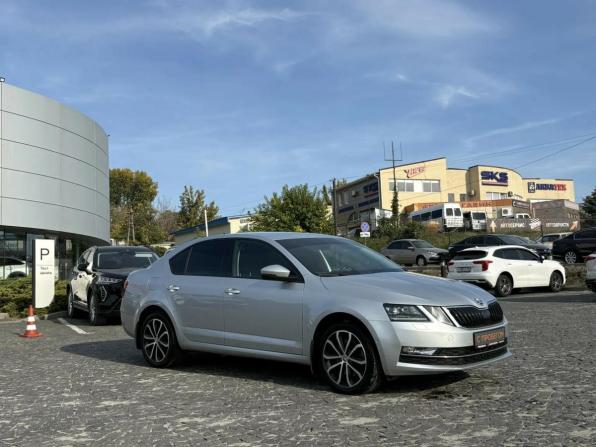 Skoda Octavia III (A7) Рестайлинг с пробегом 2018 года, цена 1 990 000 рублей, 148151 км, лифтбек, Автокод Объявления