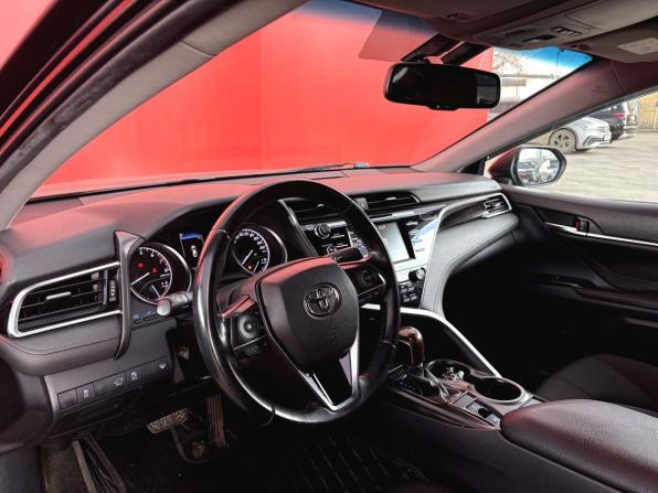 Toyota Camry VIII (XV70) с пробегом 2020 года, цена 2 450 000 рублей, 191002 км, седан, Автокод Объявления
