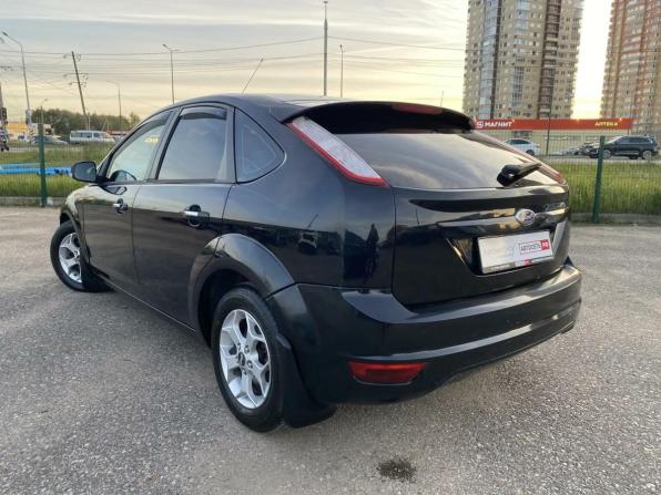 Ford Focus II Рестайлинг с пробегом 2010 года, цена 716 800 рублей, 201880 км, хэтчбек, Автокод Объявления