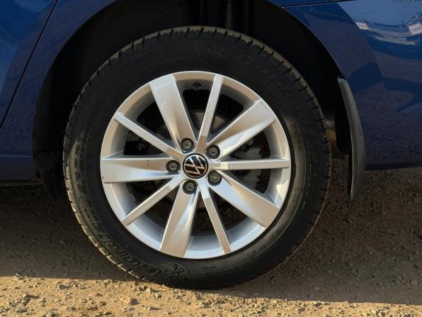 Volkswagen Polo VI с пробегом 2021 года, цена 1 579 000 рублей, 58164 км, лифтбек, Автокод Объявления