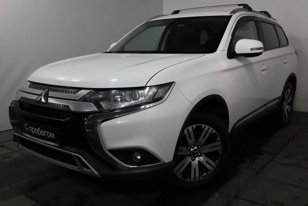 Mitsubishi Outlander III Рестайлинг 3 Санкт-Петербург  - изображение 3