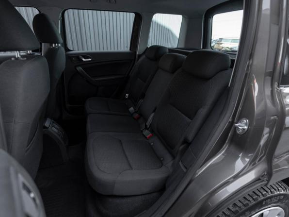 Skoda Yeti I Рестайлинг с пробегом 2016 года, цена 1 135 000 рублей, 235734 км, внедорожник, Автокод Объявления