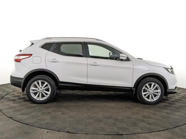 Nissan Qashqai II с пробегом 2017 года, цена 1 625 000 рублей, 122544 км, внедорожник, Автокод Объявления
