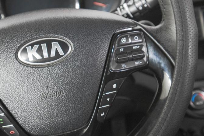 Kia Ceed II с пробегом 2015 года, цена 1 269 000 рублей, 169849 км, хэтчбек, Автокод Объявления