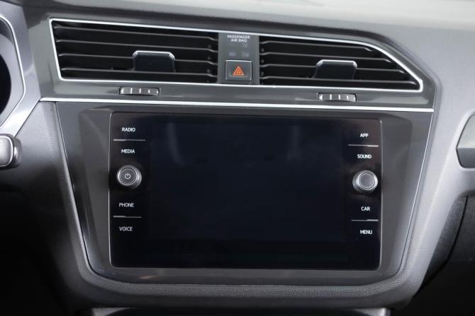 Volkswagen Tiguan II с пробегом 2017 года, цена 2 259 000 рублей, 98064 км, внедорожник, Автокод Объявления