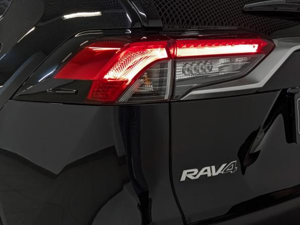 Toyota RAV4 V (XA50) с пробегом 2021 года, цена 3 700 000 рублей, 72310 км, внедорожник, Автокод Объявления