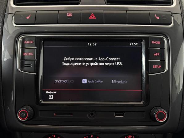 Volkswagen Polo V Рестайлинг с пробегом 2019 года, цена 1 180 000 рублей, 212439 км, седан, Автокод Объявления