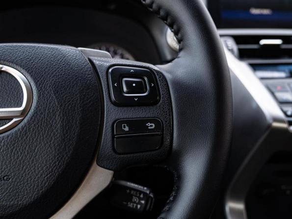Lexus NX I с пробегом 2014 года, цена 2 080 000 рублей, 246032 км, внедорожник, Автокод Объявления